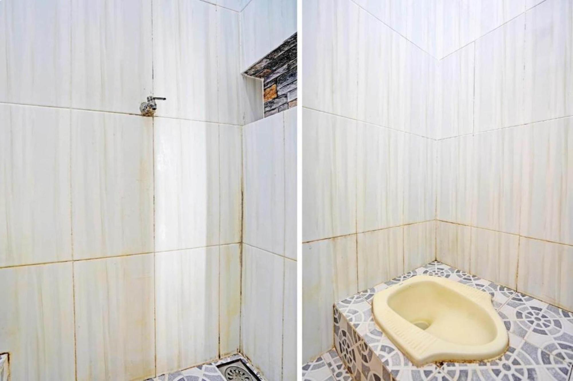 Oyo 1784 Hj. Aniek Residence Madiun Exteriör bild